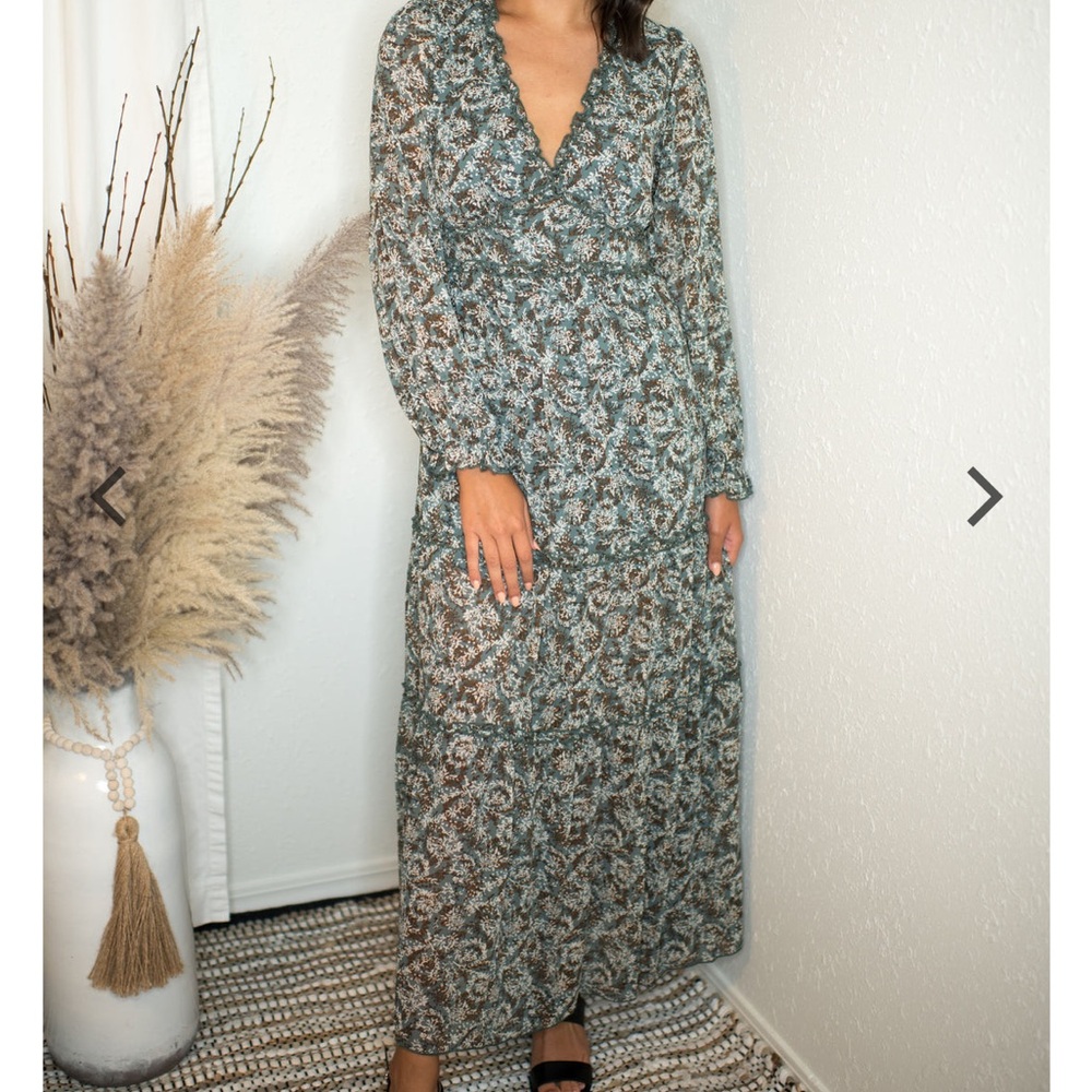 Long Sleeve Tiered Maxi Dress